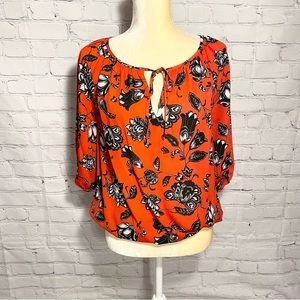 Vince Camuto red floral 3/4 length sleeve peasant blouse